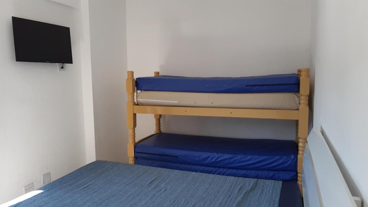 Biwa Condominio Cm Piscina, 1Garagem, Wi-Fi 300 Mega, Central De Vigilancia Remota , Centro Do Guaruja Proximo A Praia E Comercio, Horarios Check-In E Check-Out Flexiveis Dış mekan fotoğraf